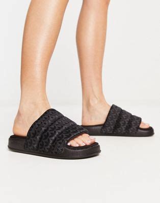 adidas slippers harde zool